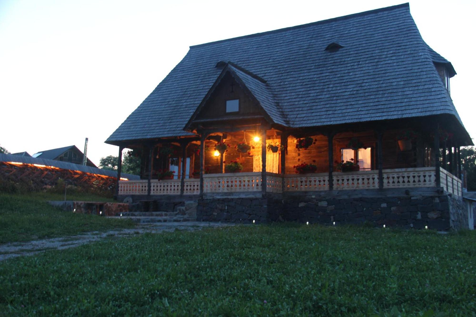 Casa Veche Breb 호텔 외부 사진